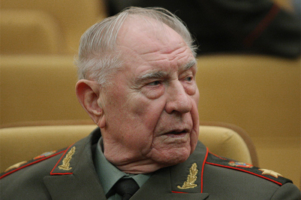 Дмитрий Язов