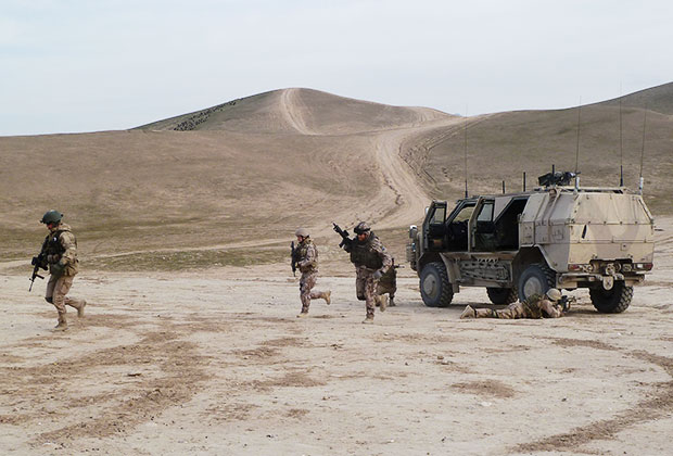 Латвийские солдаты участвуют в афганской операции НАТО «Решительная поддержка»