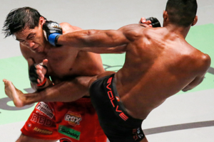 Восточный экспресс Новый конкурент UFC переманивает лучших бойцов мира и устанавливает свои порядки