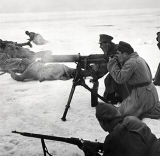 Красная армия атакует Кронштадт