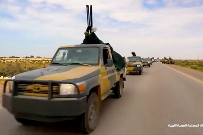 Ливийский маршал захватил первый город по пути к Триполи