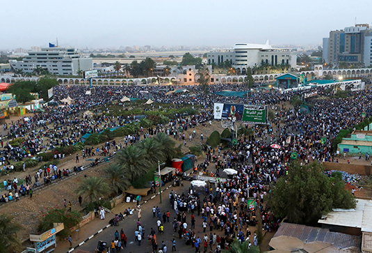 Акция протеста в Хартуме, апрель 2019-го