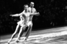 Одна из сильнейших пар в истории спорта и образец строгой классики костюмов для фигурного катания — Людмила Белоусова и Олег Протопопов. Советские фигуристы стали двукратными чемпионами игр в Инсбруке в 1964 году и в Гренобле в 1968 году. 