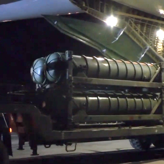 Зенитные ракетные комплексы С-300, доставленные в Сирию в 2018 году