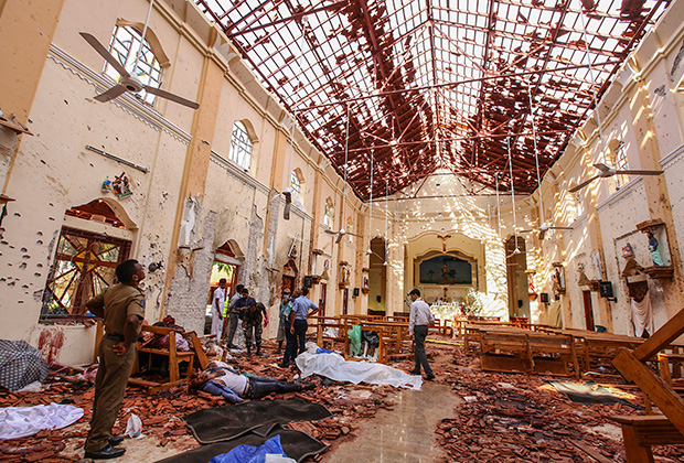 Разрушенный взрывом интерьер одной из церквей