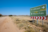 Большинство дорог в Намибии не имеют асфальтового покрытия. Движение, как в Великобритании, левостороннее, а вот названия населенных пунктов — немецкие. 

