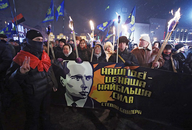 Факельный марш в Киеве в честь Степана Бандеры