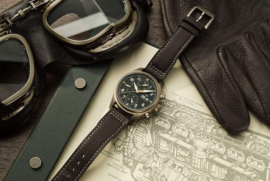 Модель IWC Schaffhausen Pilot's Watch Chronograph Spitfire (2019), выдержанная в стиле пилотских часов Второй мировой войны