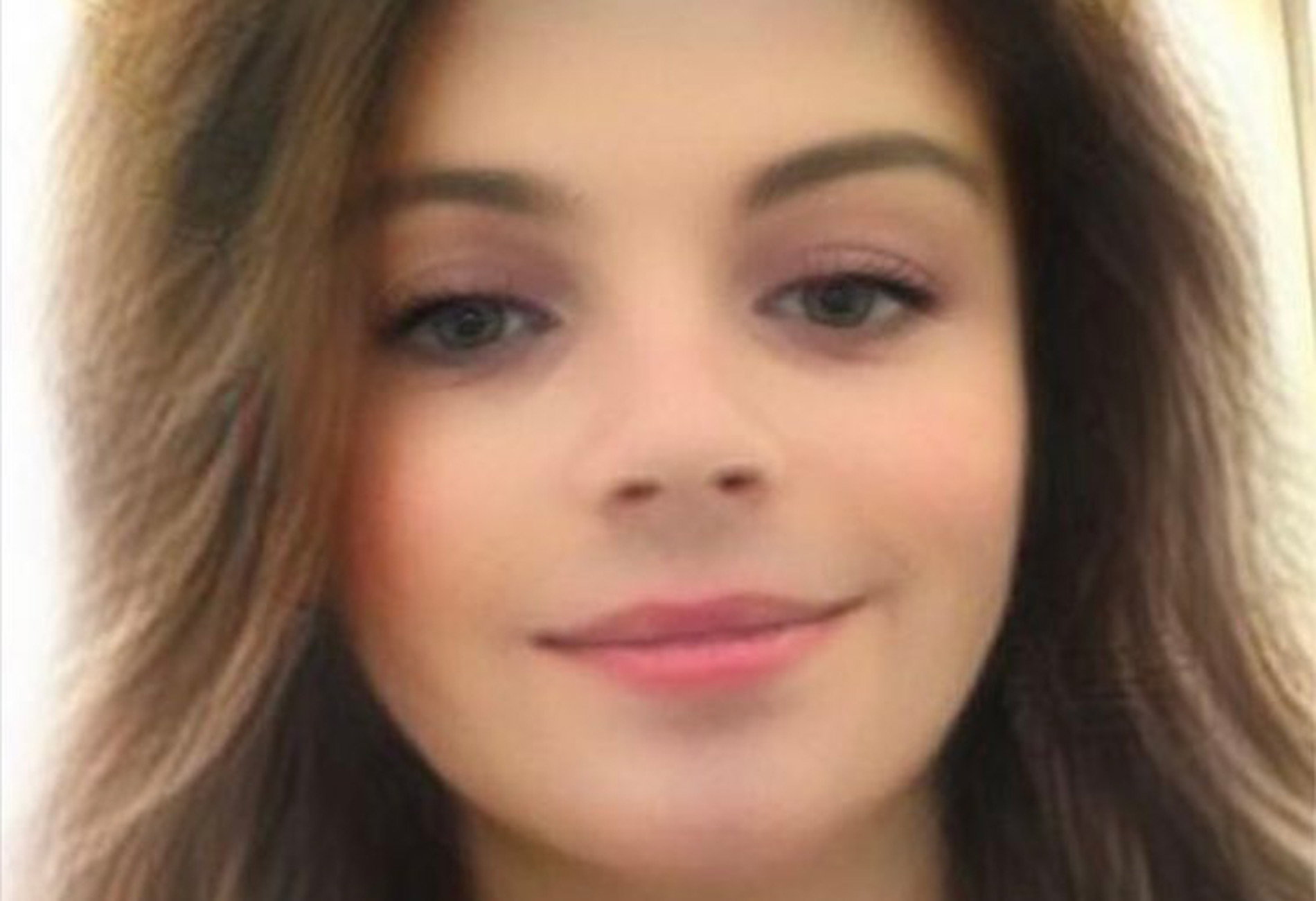 Превращение парня в девушку обеспечило ему успех в Tinder