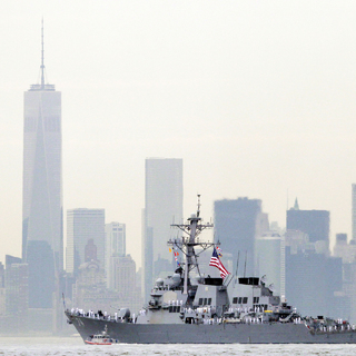 USS McFaul в Нью-Йорке