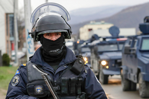 Сербская армия приведена в боевую готовность Конфликт в Косове разгорается с новой силой: на улицах баррикады и стрельба