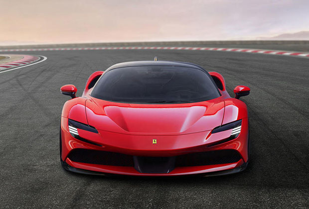 Ferrari            Lentaru