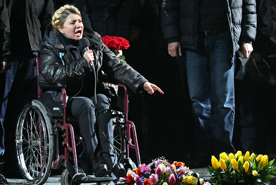 Украинская политикесса Юлия Тимошенко на митинге своих сторонников после выхода из тюрьмы, 2014 год