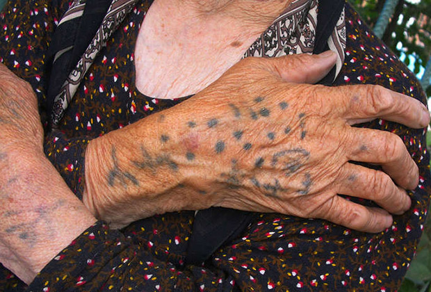 Так выглядят традиционные для некоторых народностей Дагестана татуировки