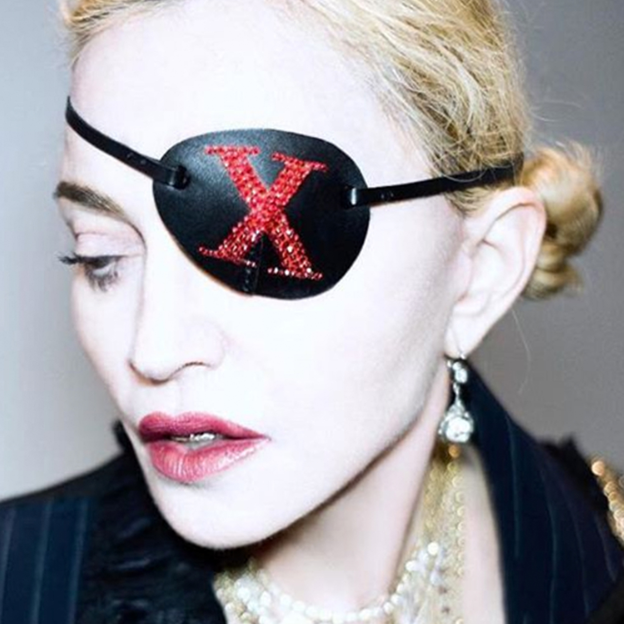 Madonna x. Мадонна 2022. Мадонна фото. Мадонна Madame x Interview. Мадонна фото 2022.