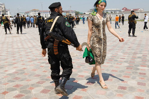 «Стоит красивая девушка на улице — ее хватают» Кавказская феминистка — о похищении невест, протесте против хиджабов и угрозах расправой