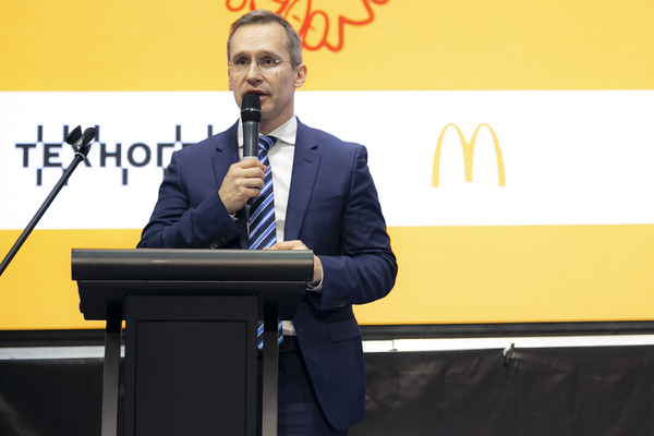 Генеральный директор «Макдоналдс» в России Марк Карена