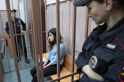 Кристина Хачатурян обвиняемая в убийстве своего отца Михаила Хачатуряна