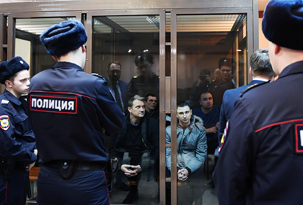 Задержанные украинские моряки в Московском городском суде