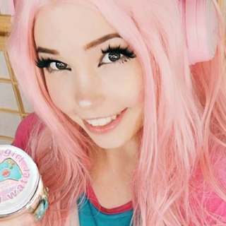 Порно с Belle Delphine - Белль Дельфин