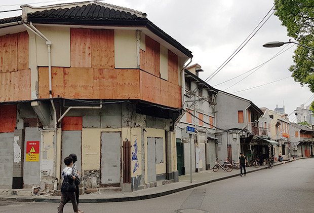 Разрушающиеся дома шанхайского квартала Наньши