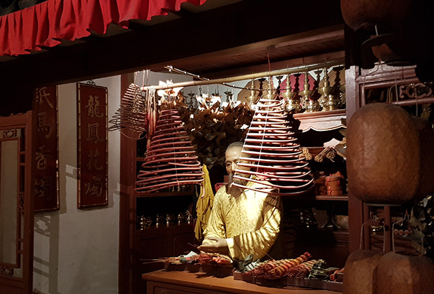 Диорама «Лавка аптекаря» в музее истории Шанхая