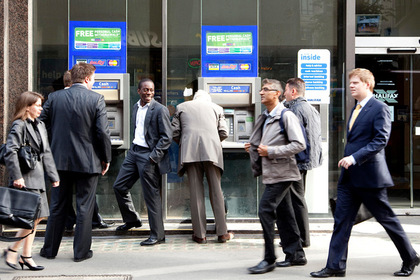 Названы самые опасные для пользования банкоматами страны