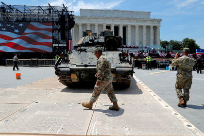 Раскрыта стоимость военного парада в США