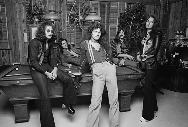 Июнь 1975 года, Лос-Анджелес (Калифорния): Йен Пайс, Томми Болин, Глен Хьюз, Джон Лорд и Дэвид Ковердейл