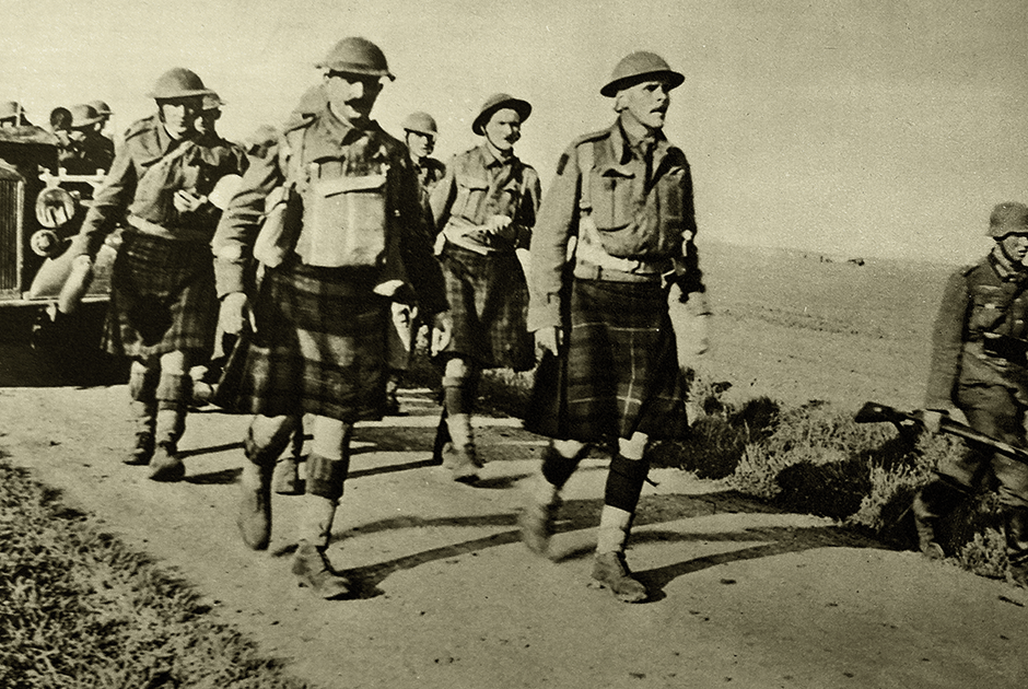 Шотландская пехота в килтах во время Второй мировой войны