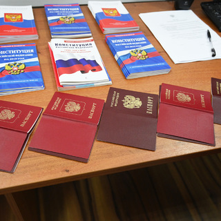 Выдача российских паспортов жителям ДНР