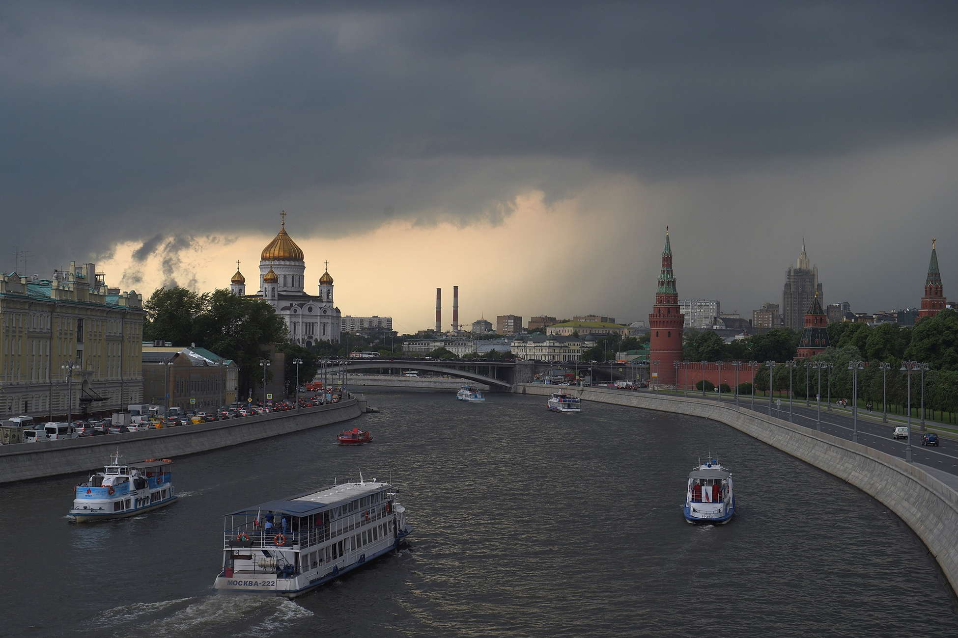В Москве резко похолодает: Общество: Россия: Lenta.ru