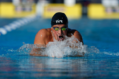 Американский пловец отбыл дисквалификацию за допинг и преуспел