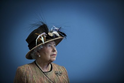 Королева Елизавета разочаровалась в британских политиках