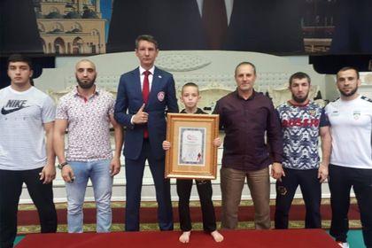 Десятилетний чеченский мальчик отжался 4874 раза и стал рекордсменом