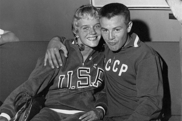 Американская гимнастка Дорис Фукс и советский боксер Борис Никоноров