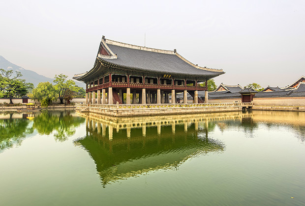 Павильон дворца Кёнбоккун