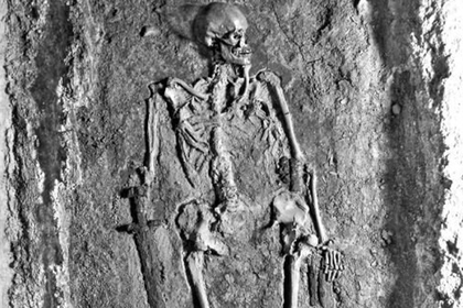 Объяснено происхождение таинственного древнего скелета