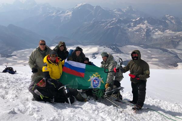 Ветераны спецназа России на вершине Эльбруса