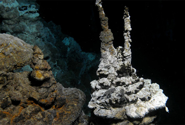 Гидротермальная система «Замок Локи»