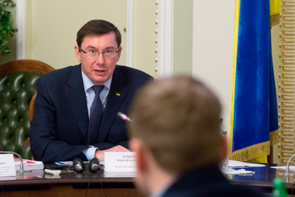 Кум Порошенко решил уйти с поста генпрокурора Украины