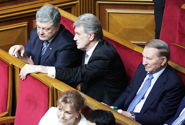 Бывшие президенты Украины Петр Порошенко, Виктор Ющенко и Леонид Кучма (слева направо) на открытии заседания девятого созыва Верховной Рады