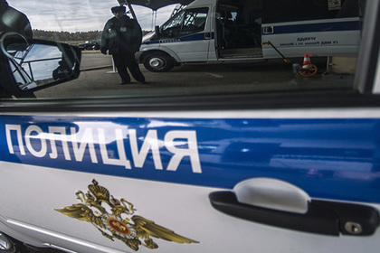 За изнасилование россиянки в служебной машине ответят 17 полицейских