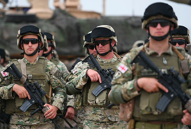 Грузинские военные принимают участие в совместных учениях
