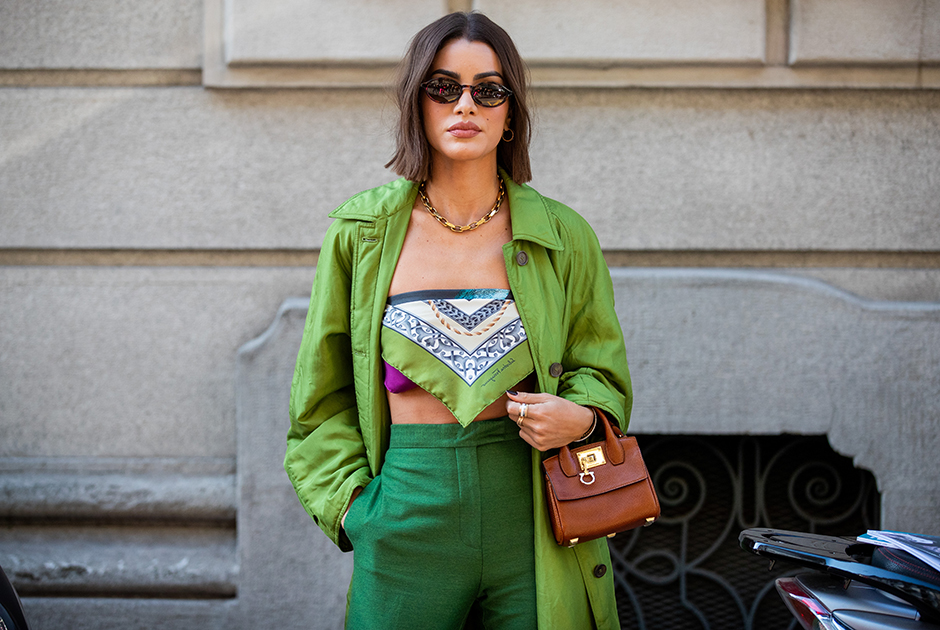 Модный блогер и инфлюэнсер Камилла Коэлью в июне запустила собственный бренд и в Милан, очевидно, прилетела за вдохновением. Интересно, обойдется ли без плагиата увиденного?
