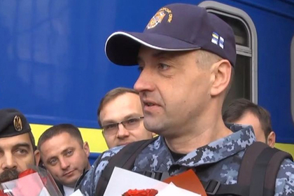 Освобожденный по обмену украинский моряк испугался Медведчука