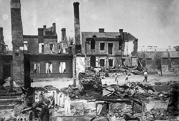 Разрушенный белополяками квартал в Минске, 1920 год