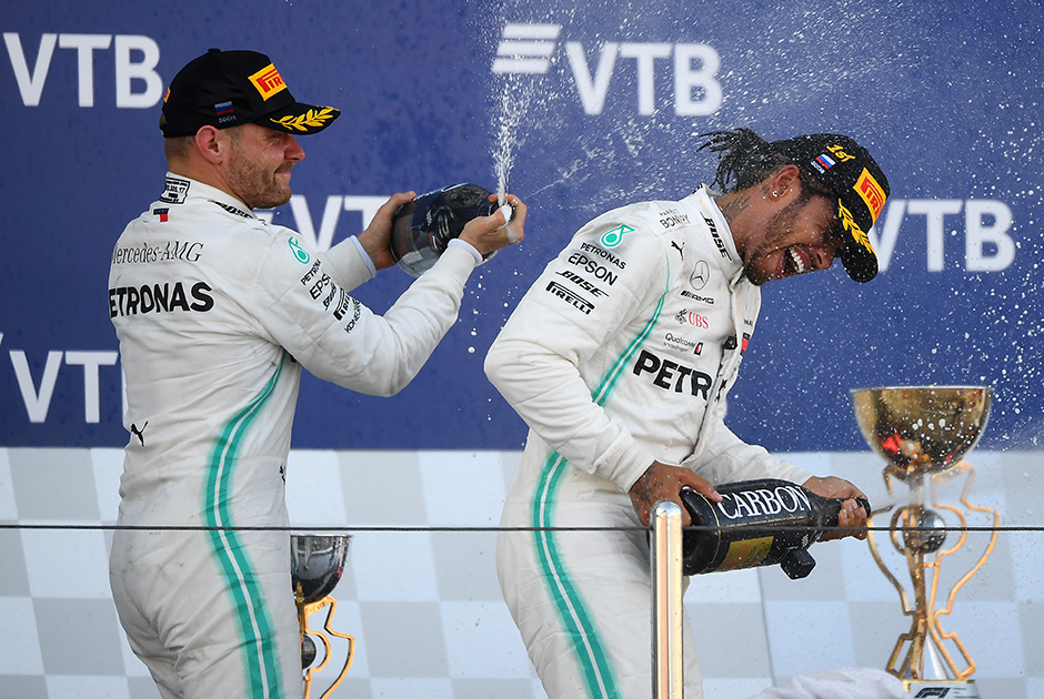 Большая часть гонок в Сочи закончились не просто победами, а дублями Mercedes-AMG. И 2019 год не стал исключением