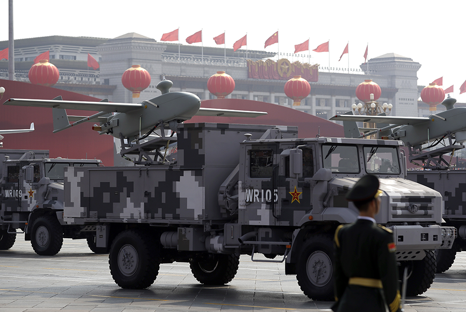 Во время парада были продемонстрированы последние достижения китайской военной науки, в том числе межконтинентальные баллистические ракеты.
