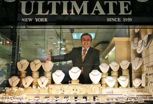 Магазин Ultimate Jewelry Designs на 47-й улице